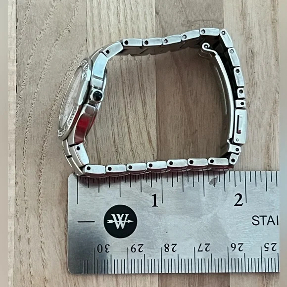 Seiko Coutura Ladies Watch Genuine Diamonds Pink Pearl Dial Stainless Bracelet